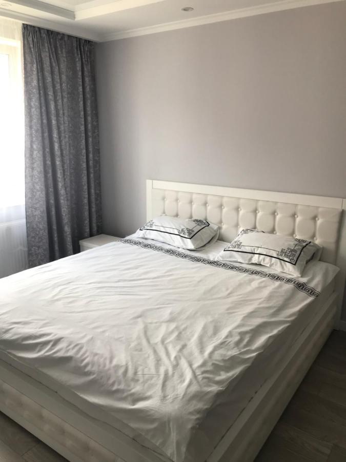 Apartamento Затишна Квартира Ternópil Exterior foto