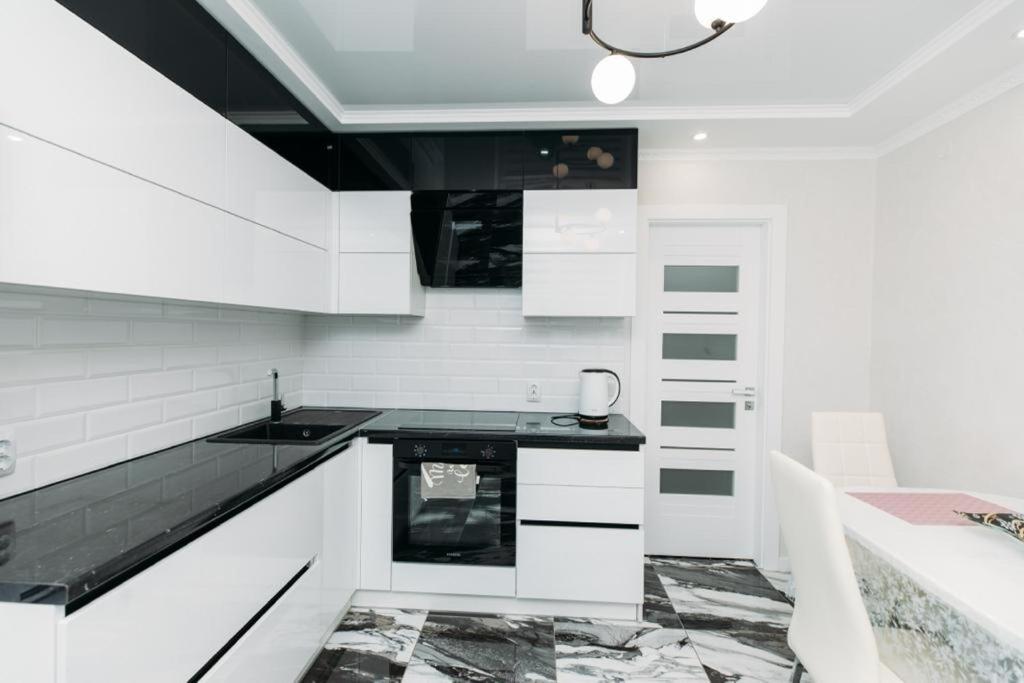Apartamento Затишна Квартира Ternópil Exterior foto
